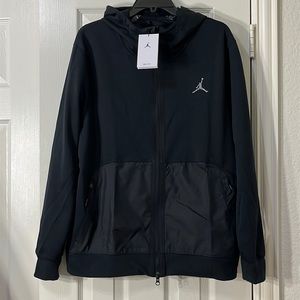 Nike Air JORDAN Mens Active Jacket - size L